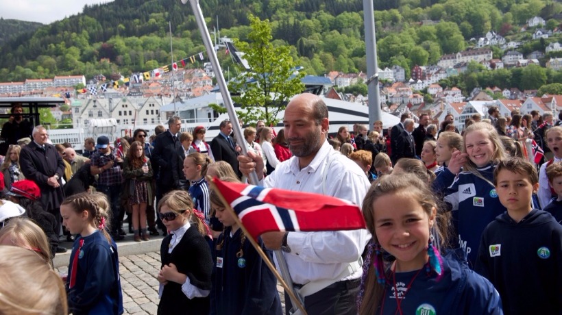 ​Bli med i 17. mai-toget!