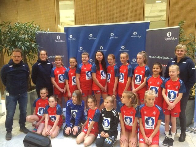 Stina_minihandball3